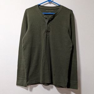 American Eagle Button-Up Long Sleeve
